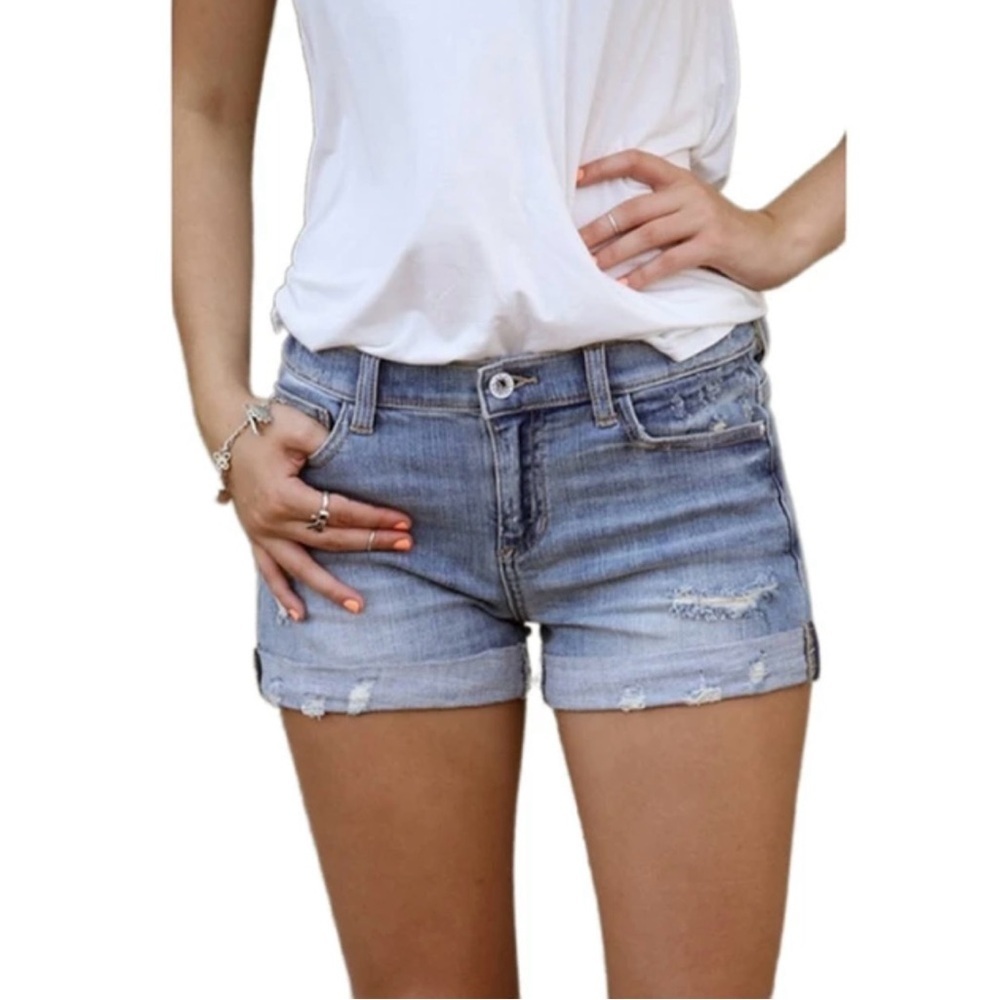 Hollister Denim Slouchy Short Size 26 -3-EUC- ☀️⛺️-relaxed fit -distressed​​ - Picture 3 of 7